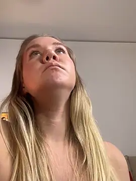 teasecake online show from December 20, 2024, 4:42 am