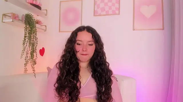 Snapshot of Aurora_aaa chatting on October 7, 2025, 11:02 pm Aurora aaa online show from October 7, 2025, 11:02 pm