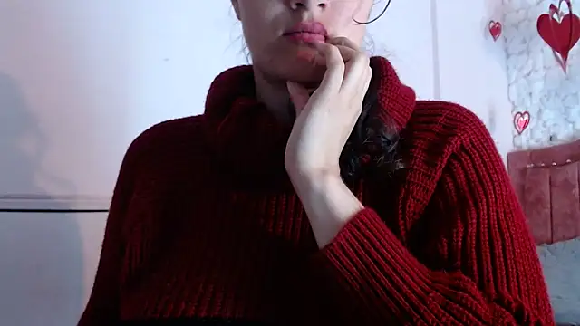 lunazulsj online show from February 18, 2025, 3:21 pm