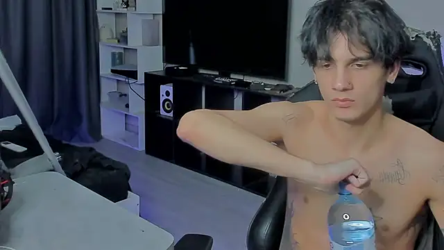 MarkBrowniii online show from September 28, 2025, 10:53 am