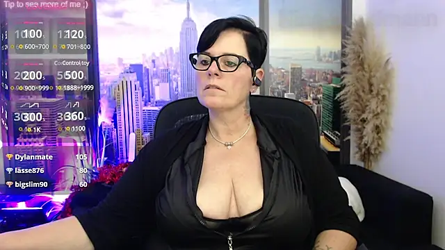 Snapshot of ninarandmann chatting on December 2, 2024, 5:26 pm ninarandmann online show from December 2, 2024, 5:26 pm