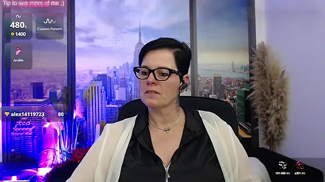 Snapshot of ninarandmann chatting on December 13, 2024, 5:10 pm ninarandmann online show from December 13, 2024, 5:10 pm