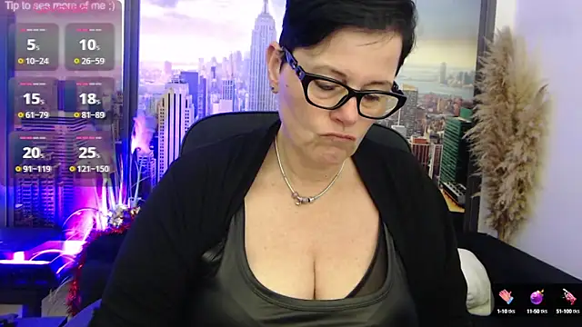 Snapshot of ninarandmann chatting on January 20, 2025, 5:59 pm ninarandmann online show from January 20, 2025, 5:59 pm