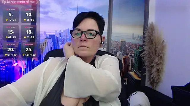 Snapshot of ninarandmann chatting on February 5, 2025, 5:20 pm ninarandmann online show from February 5, 2025, 5:20 pm