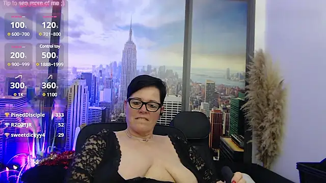 Snapshot of ninarandmann chatting on March 9, 2025, 9:36 pm ninarandmann online show from March 9, 2025, 9:36 pm