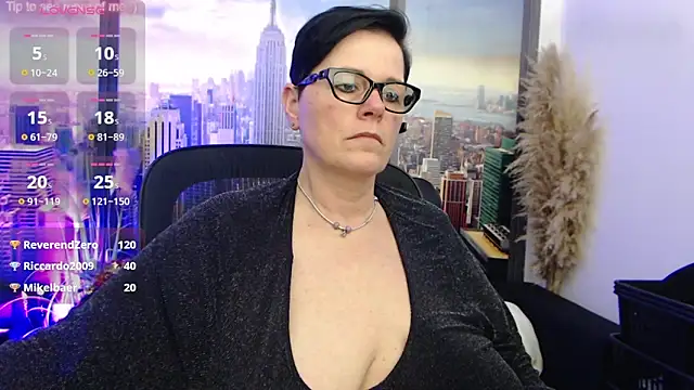 Snapshot of ninarandmann chatting on March 11, 2025, 9:15 pm ninarandmann online show from March 11, 2025, 9:15 pm