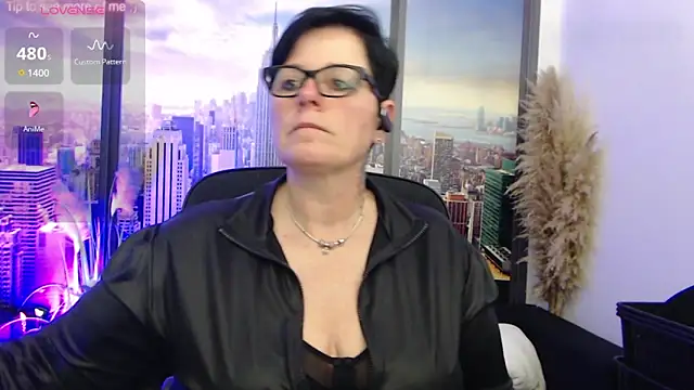 Snapshot of ninarandmann chatting on March 13, 2025, 6:45 pm ninarandmann online show from March 13, 2025, 6:45 pm