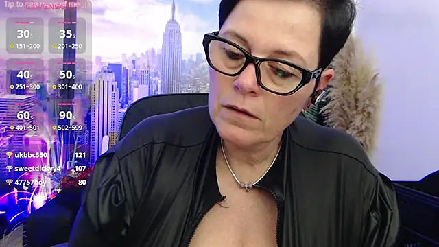 Snapshot of ninarandmann chatting on March 13, 2025, 9:48 pm ninarandmann online show from March 13, 2025, 9:48 pm