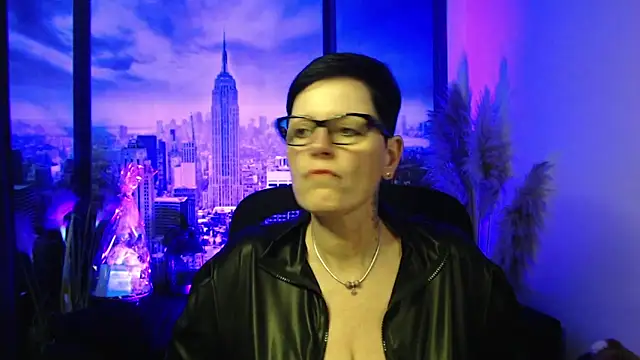 ninarandmann online show from March 26, 2026, 6:02 pm