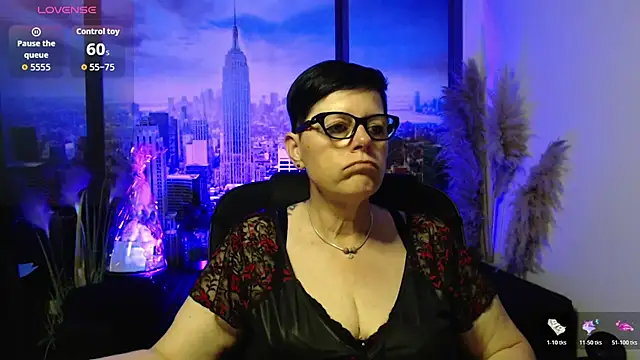 ninarandmann online show from May 27, 2026, 4:26 pm