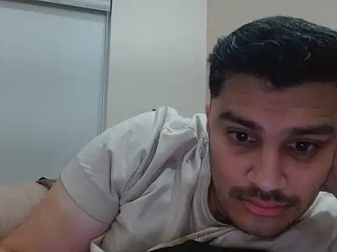 robintoit online show from April 17, 2026, 1:19 am