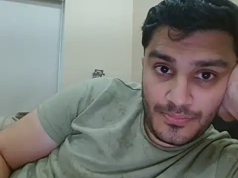 Snapshot of robintoit chatting on May 27, 2026, 11:18 am robintoit online show from May 27, 2026, 11:18 am