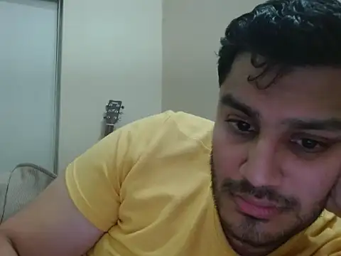 Snapshot of robintoit chatting on May 29, 2026, 10:19 pm robintoit online show from May 29, 2026, 10:19 pm