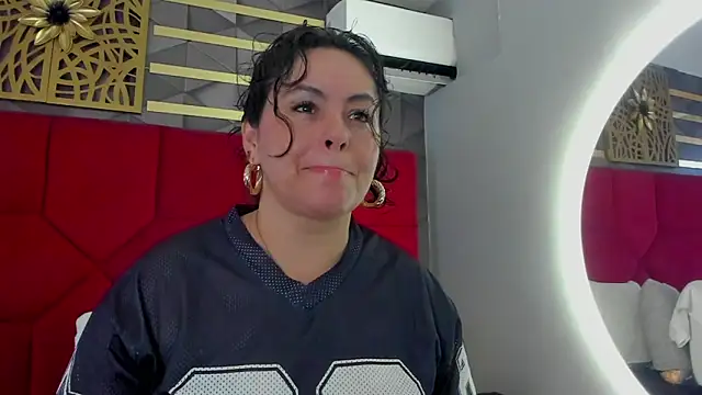 Snapshot of hanny_milf chatting on May 2, 2026, 11:59 am hanny milf online show from May 2, 2026, 11:59 am
