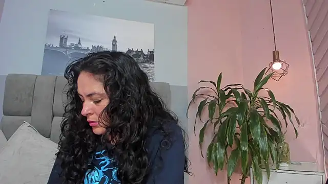 hanny milf online show from July 28, 2026, 12:48 pm