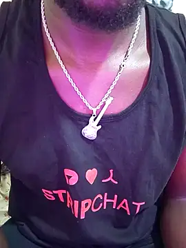 MaskedGQ online show from November 30, 2025, 11:09 pm