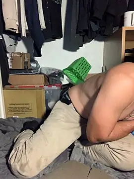 Snapshot of yourdirtysecret_23 chatting on November 14, 2025, 4:33 am yourdirtysecret 23 online show from November 14, 2025, 4:33 am