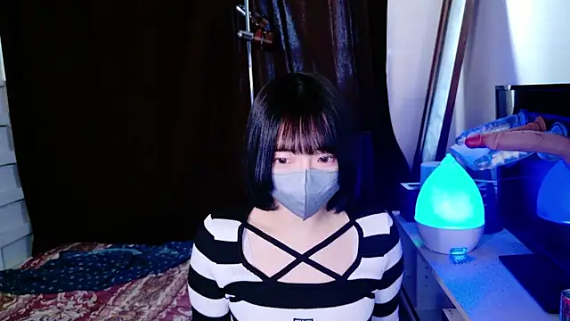 ranran ch online show from December 22, 2025, 4:42 am