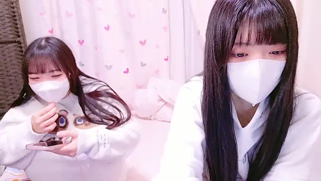 Snapshot of irohani_usagi chatting on December 10, 2024, 3:33 pm irohani usagi online show from December 10, 2024, 3:33 pm