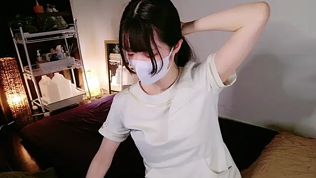 Snapshot of irohani_usagi chatting on January 7, 2025, 3:02 pm irohani usagi online show from January 7, 2025, 3:02 pm