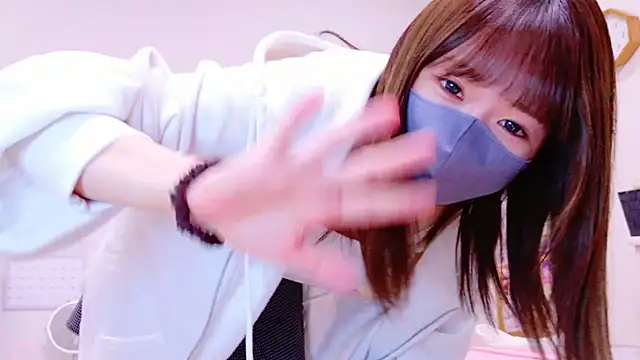 Yui-Ch online show from December 3, 2024, 12:38 pm