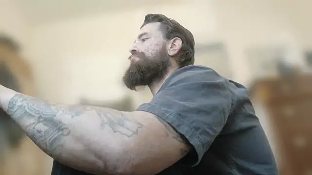 Armyexhibitionistvet online show from September 18, 2025, 10:34 pm