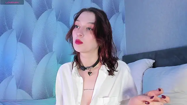 CrystalRey online show from September 9, 2025, 6:24 am