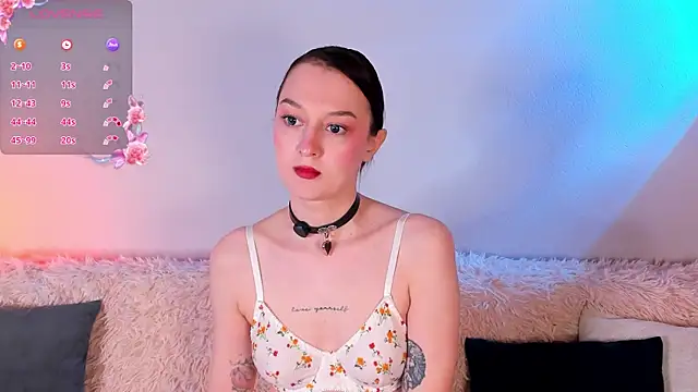 CrystalRey online show from September 30, 2025, 6:51 am