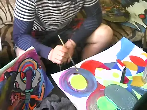 prcalek19 online show from October 21, 2025, 9:43 am