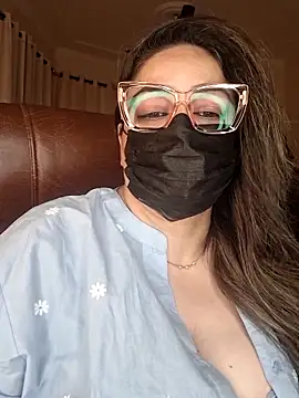 SEXY-Sardarni online show from September 20, 2025, 3:35 pm