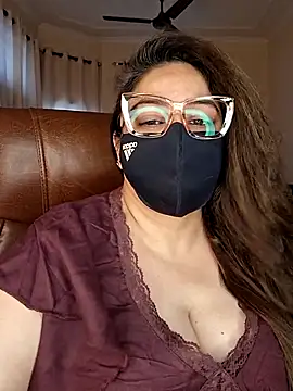 SEXY-Sardarni online show from April 22, 2026, 8:06 am