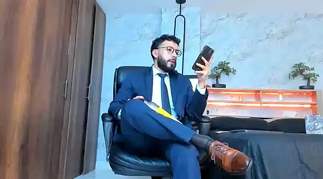 bruno woods online show from March 4, 2025, 9:32 pm