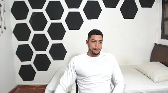 Snapshot of Jhors__Collens chatting on January 16, 2025, 5:11 am Jhors Collens online show from January 16, 2025, 5:11 am