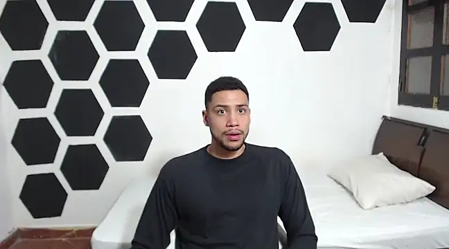 Snapshot of Jhors__Collens chatting on January 22, 2025, 8:40 am Jhors Collens online show from January 22, 2025, 8:40 am