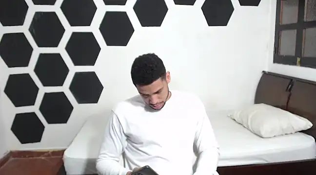 Snapshot of Jhors__Collens chatting on January 27, 2025, 4:41 am Jhors Collens online show from January 27, 2025, 4:41 am