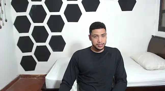 Snapshot of Jhors__Collens chatting on February 7, 2025, 6:03 am Jhors Collens online show from February 7, 2025, 6:03 am