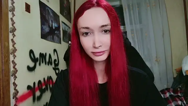 Snapshot of Roxy_Silver chatting on May 28, 2026, 9:12 pm Roxy Silver online show from May 28, 2026, 9:12 pm
