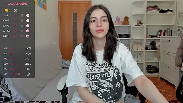 broosnica1 online show from April 16, 2026, 7:09 am