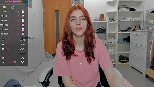 Snapshot of broosnica1 chatting on June 3, 2026, 2:33 pm broosnica1 online show from June 3, 2026, 2:33 pm