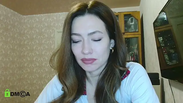 alicia spicy online show from December 28, 2024, 4:30 am