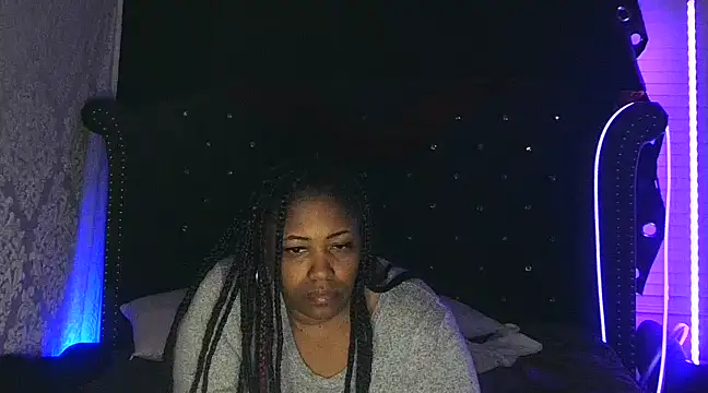 Snapshot of msyvette1970@xh chatting on December 14, 2024, 4:45 am msyvette1970xh online show from December 14, 2024, 4:45 am