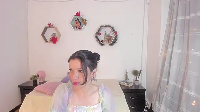 Snapshot of Paloma_victory chatting on December 21, 2024, 8:32 pm Paloma victory online show from December 21, 2024, 8:32 pm