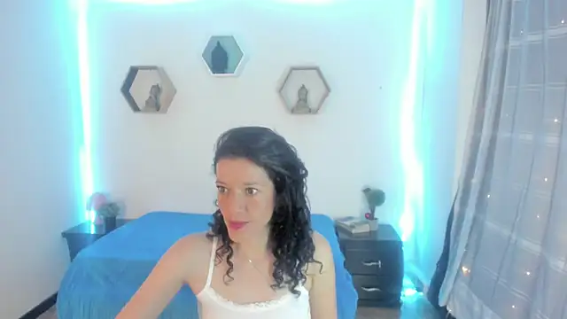 Snapshot of Paloma_victory chatting on January 8, 2025, 7:56 pm Paloma victory online show from January 8, 2025, 7:56 pm