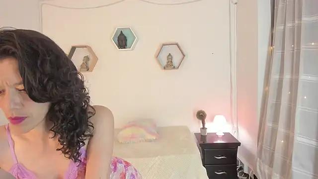 Snapshot of Paloma_victory chatting on February 16, 2025, 12:19 am Paloma victory online show from February 16, 2025, 12:19 am