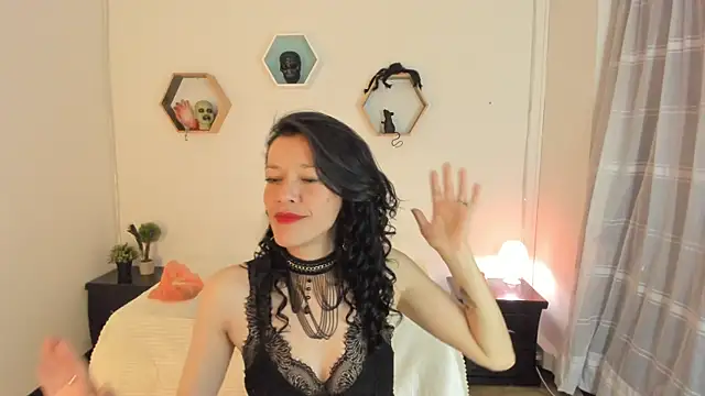 Snapshot of Paloma_victory chatting on October 16, 2025, 9:27 pm Paloma victory online show from October 16, 2025, 9:27 pm