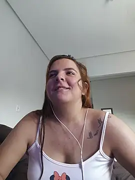 Snapshot of Bruninha_Hot10 chatting on June 18, 2026, 7:07 pm Bruninha Hot10 online show from June 18, 2026, 7:07 pm
