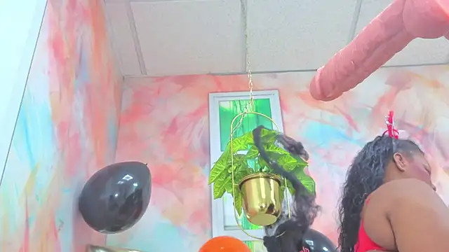 Idiris big online show from October 20, 2025, 1:55 pm