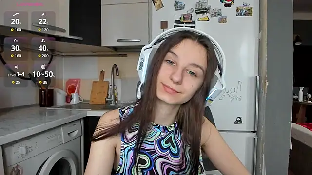  Nika Kik online show from March 4, 2026, 8:42 am