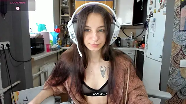 Snapshot of _Nika_Kik chatting on April 24, 2026, 8:06 am Nika Kik online show from April 24, 2026, 8:06 am
