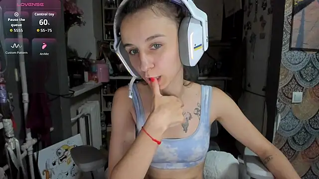  Nika Kik online show from June 26, 2026, 10:03 pm